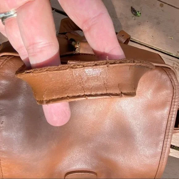 Vintage Coach XL British Tan Leather Rucksack Travel Bag Carry On Backpack - Picture 5 of 11